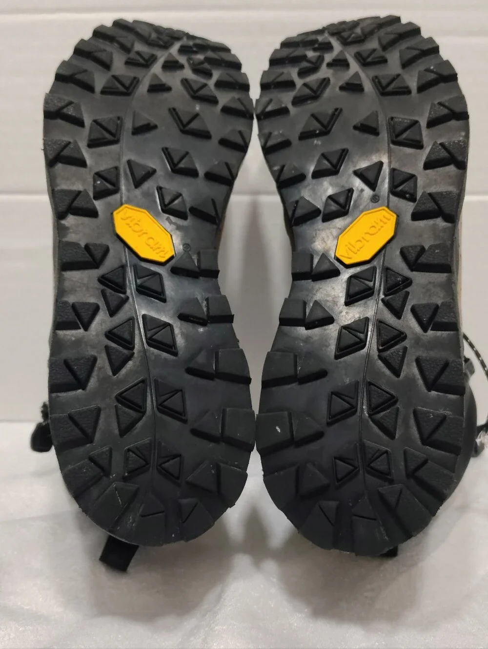 Crispi Attiva Mid GTX, Men's # 11.5 US Boots